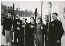 Сборная команда лыжников г. Красноуфимска, победитель областных соревнований по лыжным гонкам в 1957 г.