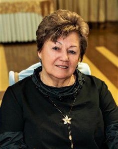 Дьяконова Ольга Савельевна – заслуженный учитель школы Российской Федерации, активный общественный деятель города Красноуфимска
